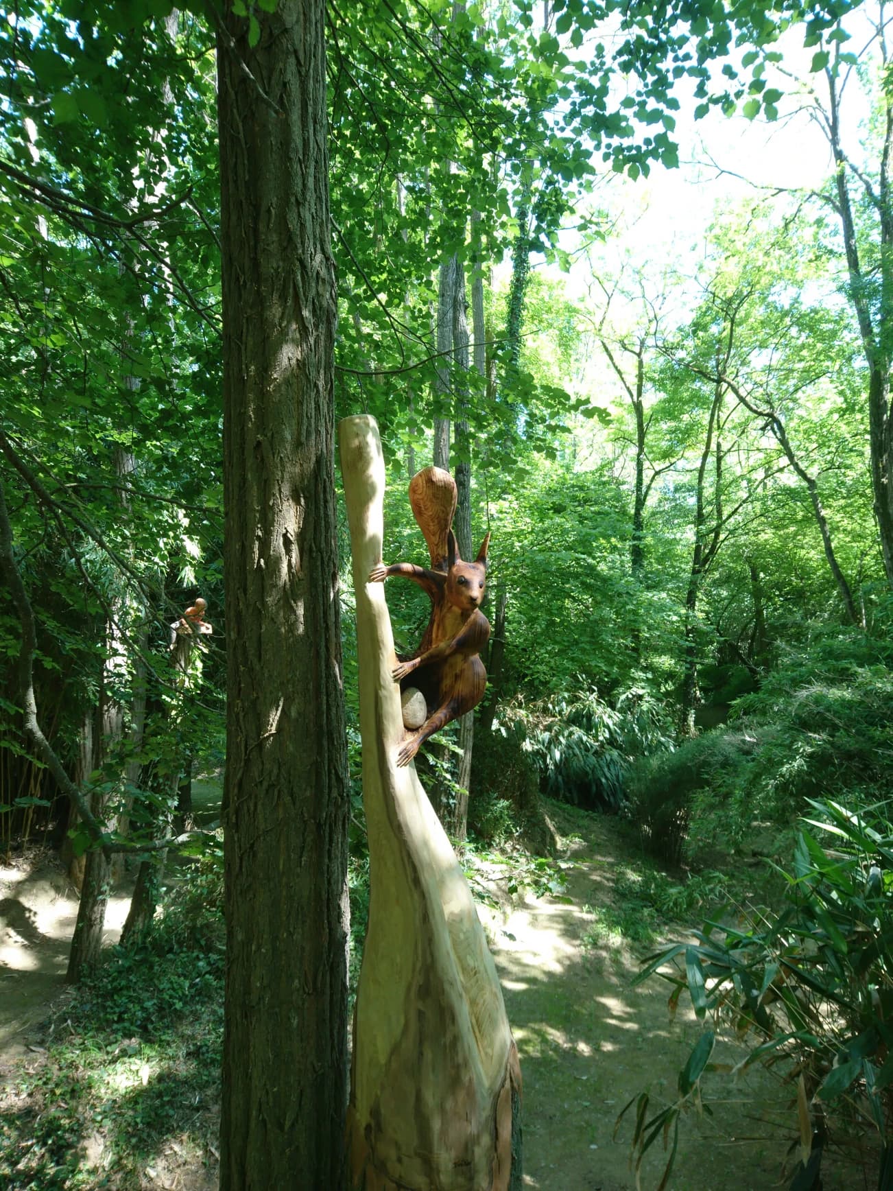 Sculpture bois ecureuil ninja n°1