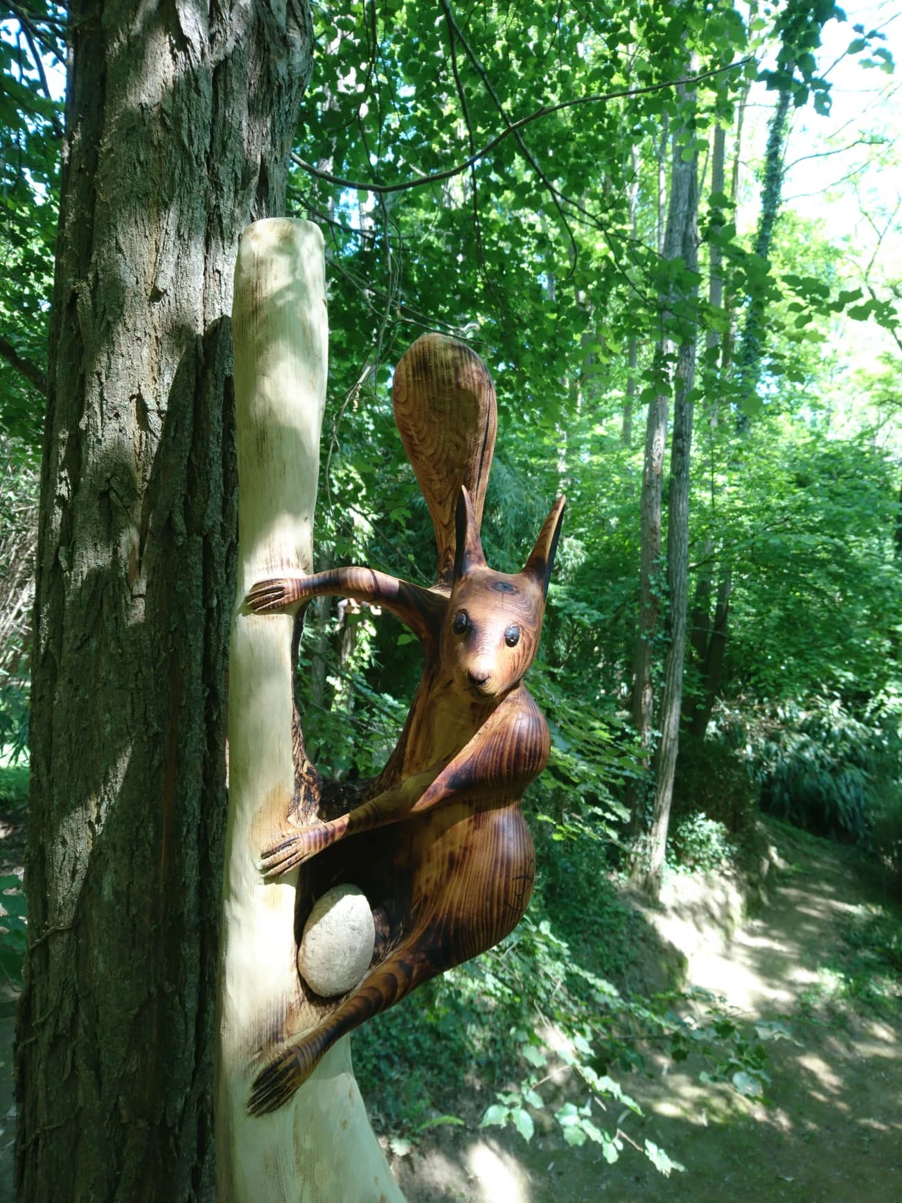 Sculpture bois ecureuil ninja n°3